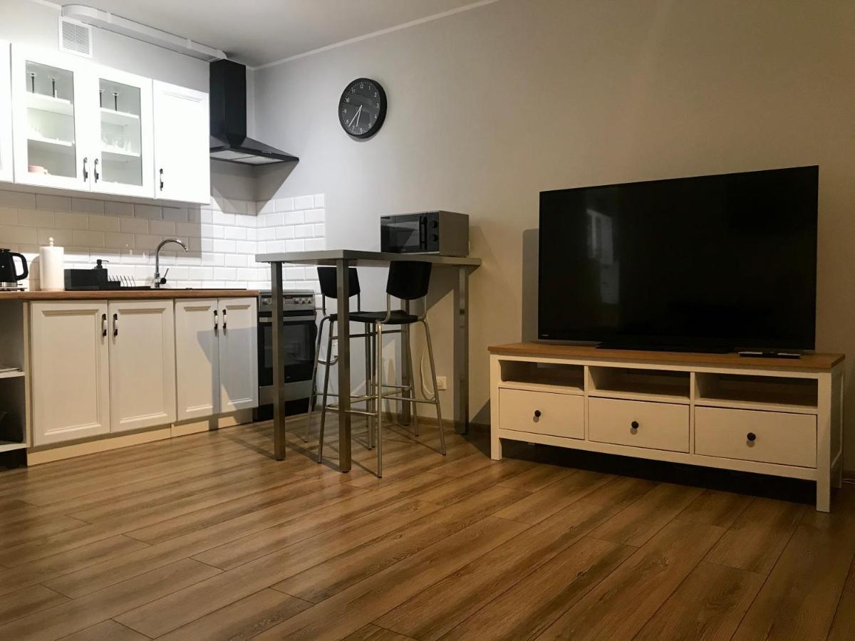 Апартаменты Apartament Matia Studio Еленя-Гура Экстерьер фото